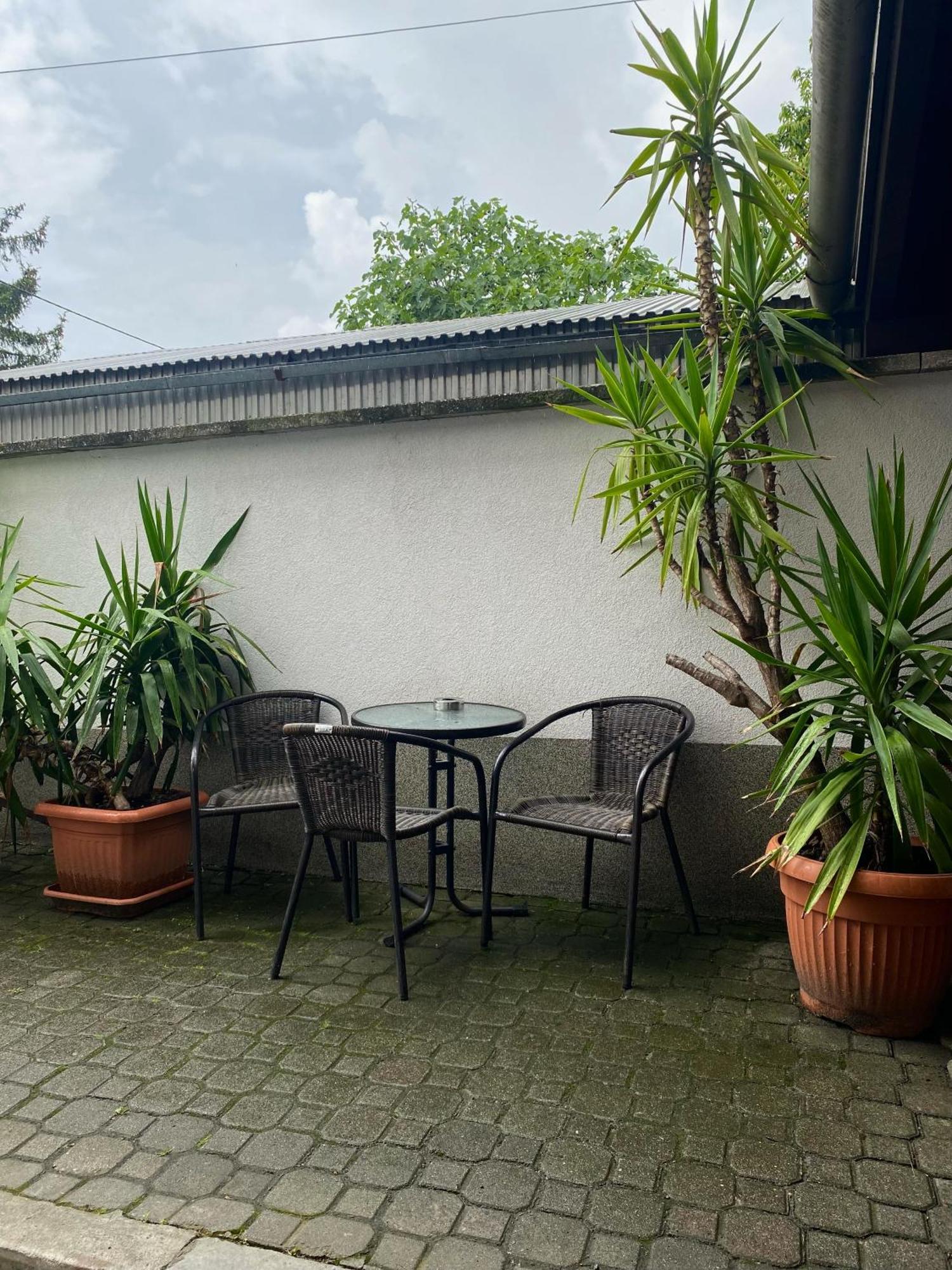 Bed and Breakfast Het Pecset Fogado Etterem Ödenburg Exterior foto
