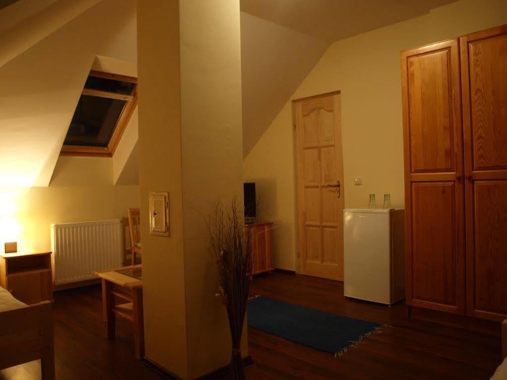 Bed and Breakfast Het Pecset Fogado Etterem Ödenburg Exterior foto